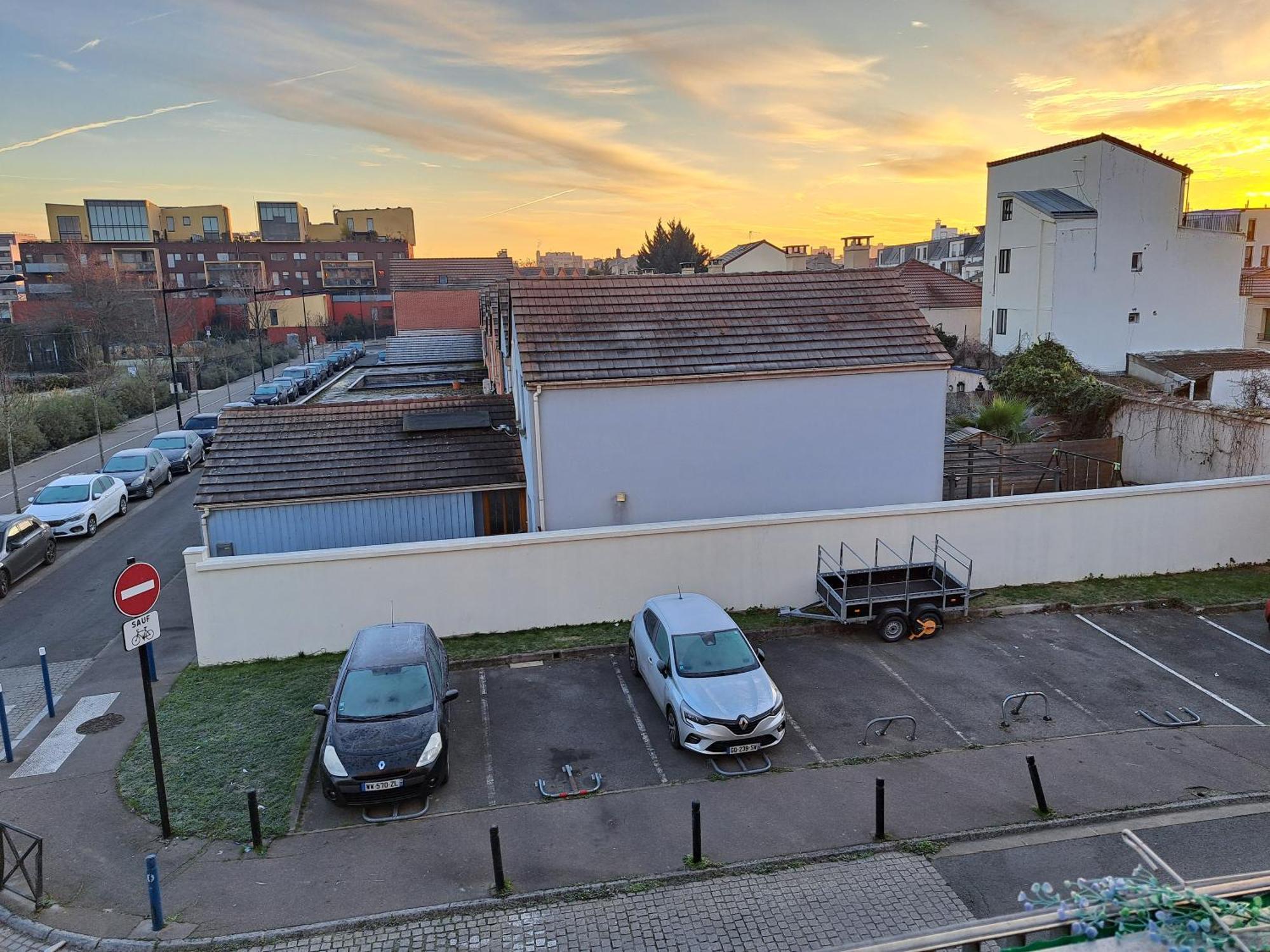 Chez Daniel, Un 2 Pièces Calme Et Proche De Paris *